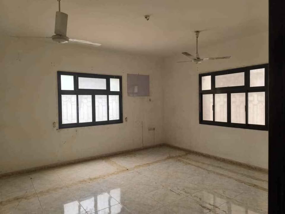 فلة للايجار في عدن - مدينة الشعب 